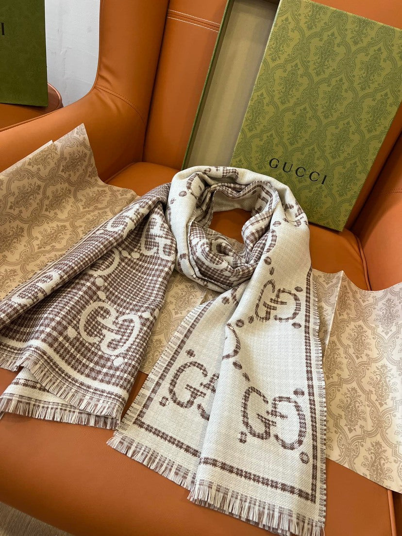 Gucci Check Pattern Scarf - 944939655 - Photo 6