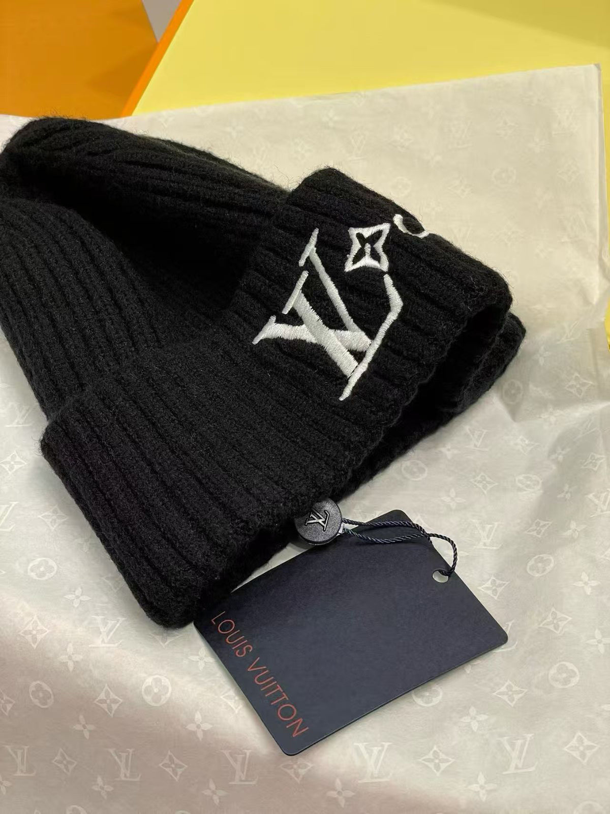 Louis Vuitton Embroidered Logo Detail Beanie - 1149273393 - Photo 6