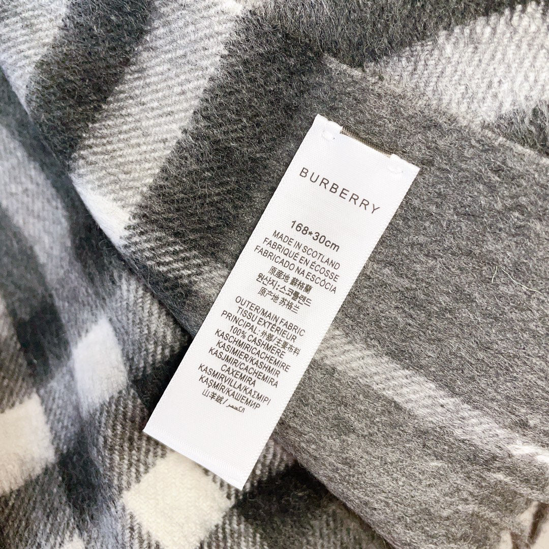 Burberry Check Pattern Scarf - 975222871 - Photo 6