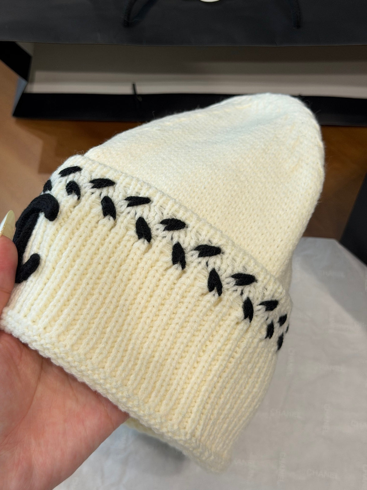 Chanel Colorblock Knit Beanie - 1245544019 - Photo 6