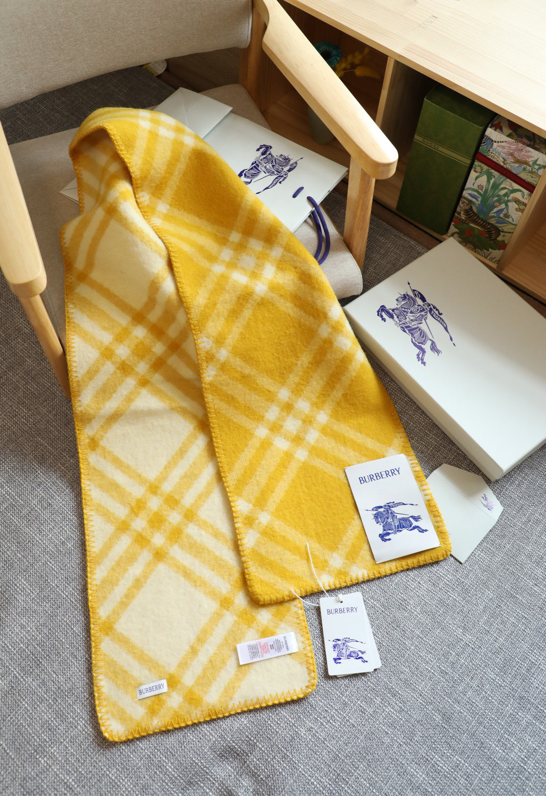 Burberry Scarf - 968683556 - Photo 6