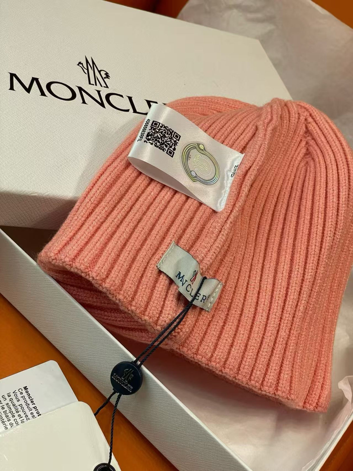 Moncler Logo Detail Knit Beanie - 1149273365 - Photo 6