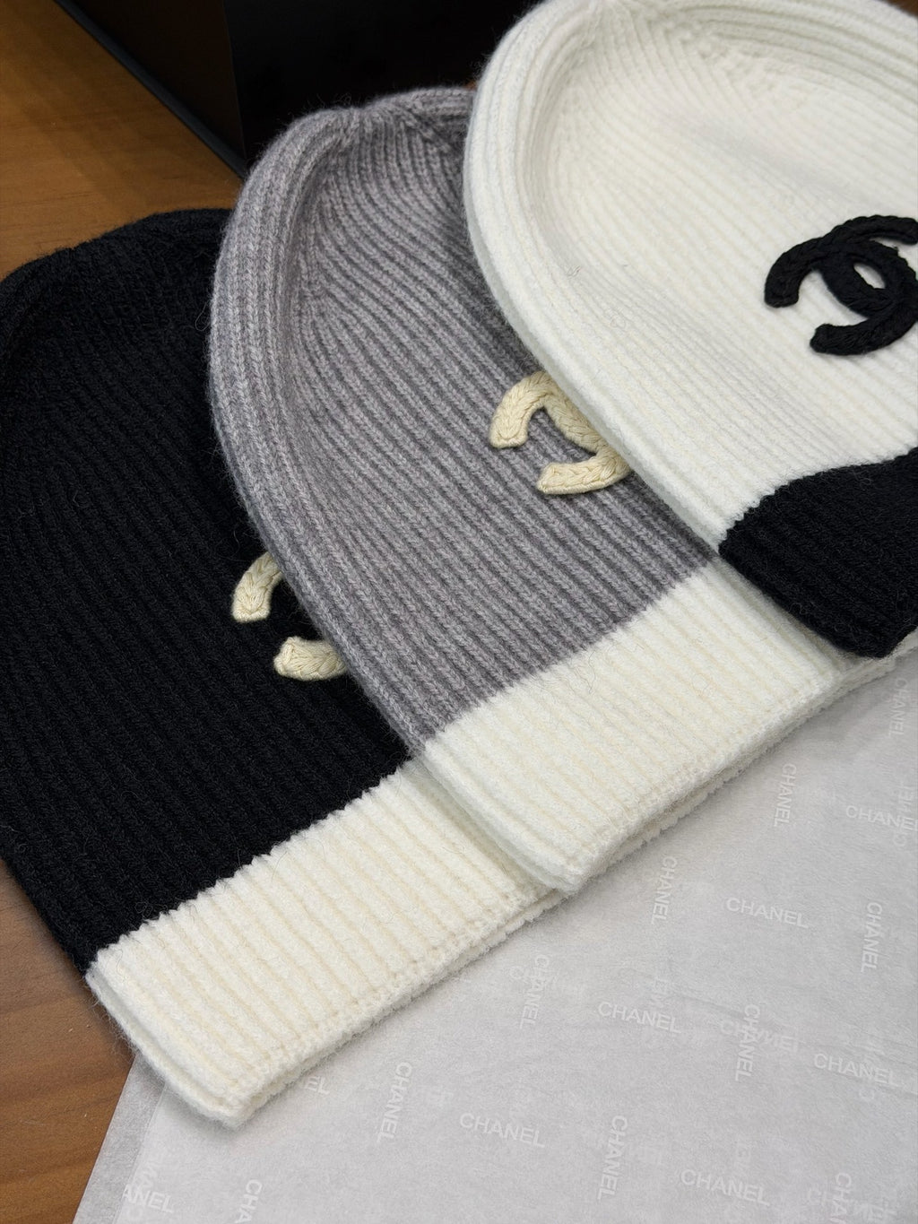 Chanel Colorblock Printed Beanie - 1245543831 - Photo 6
