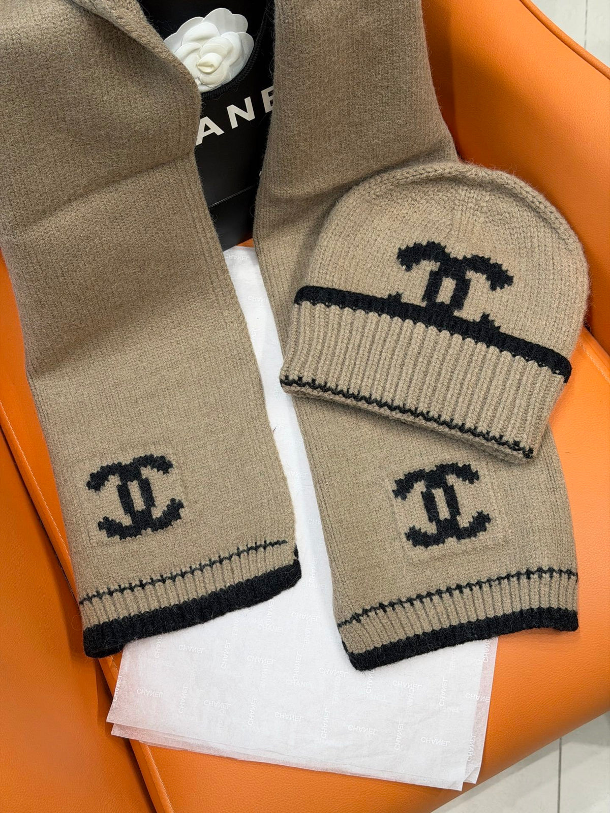 Chanel Jacquard Colorblock Accessory Set - 1245544584 - Photo 6