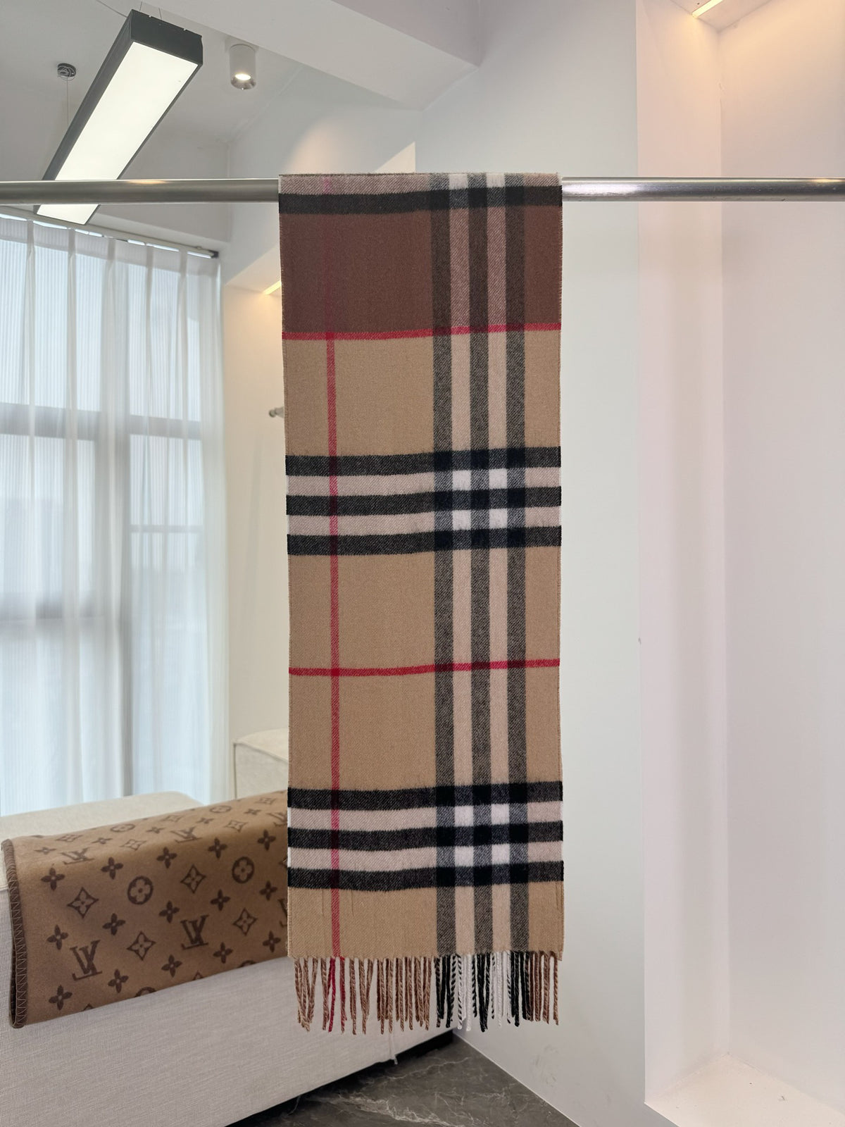 Burberry Check Pattern Colorblock Scarf - 973645013 - Photo 6
