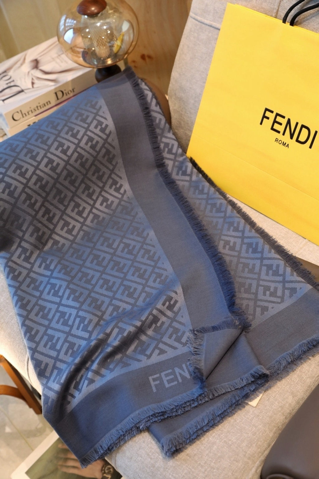 Fendi Jacquard Logo Detail Square Scarf - 1245374008 - Photo 6