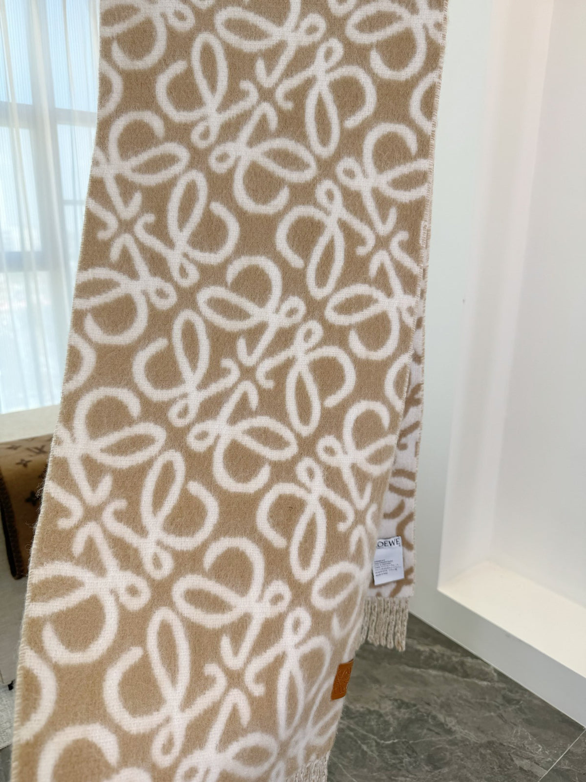 Loewe Jacquard Logo Detail Scarf - 973645193 - Photo 6