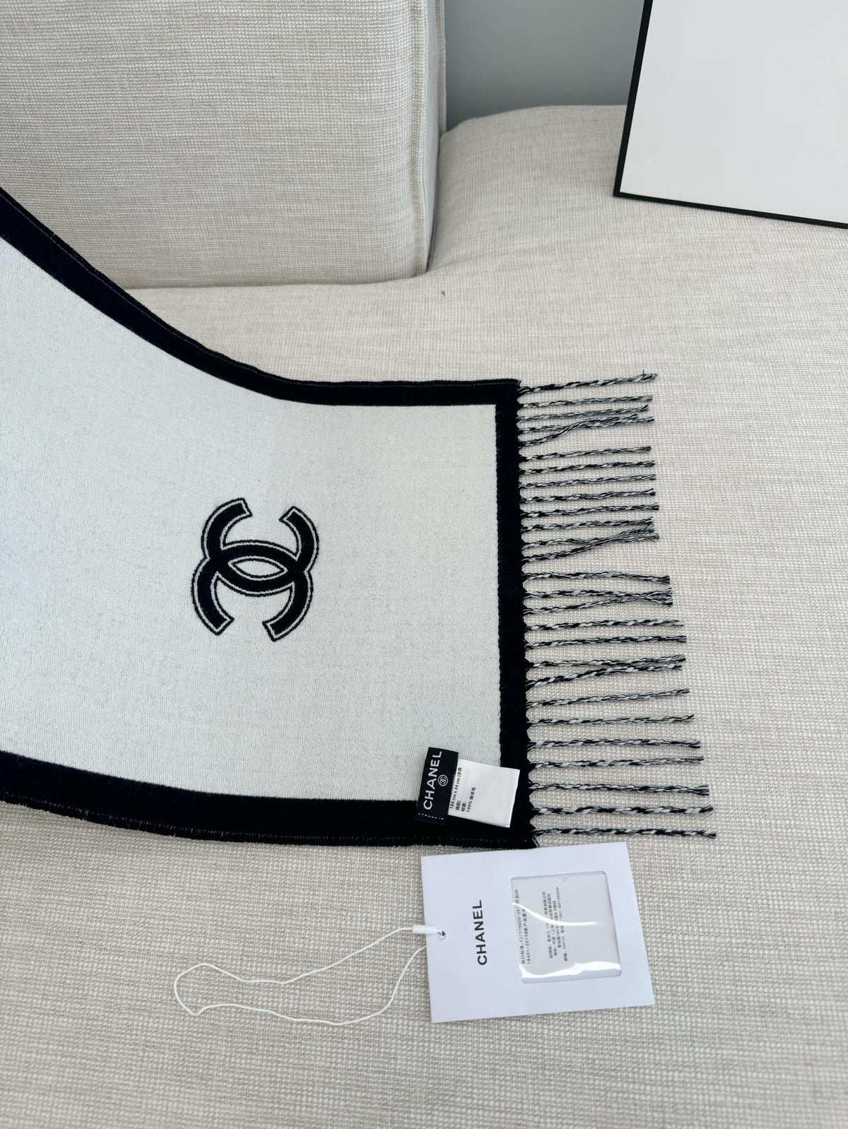 Chanel Colorblock Scarf - 973282892 - Photo 6