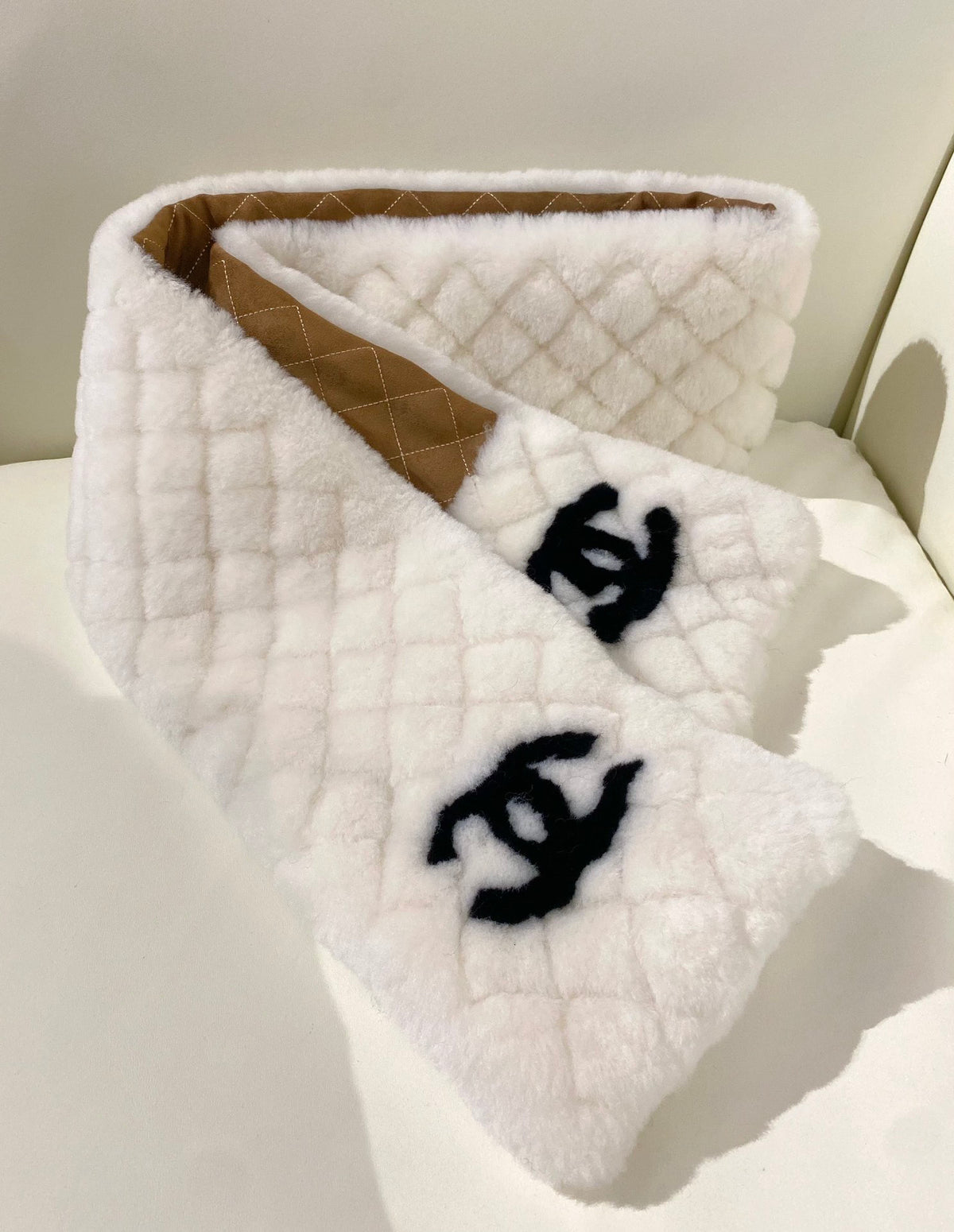 Chanel Gradient Logo Detail Scarf - 962272374 - Photo 6