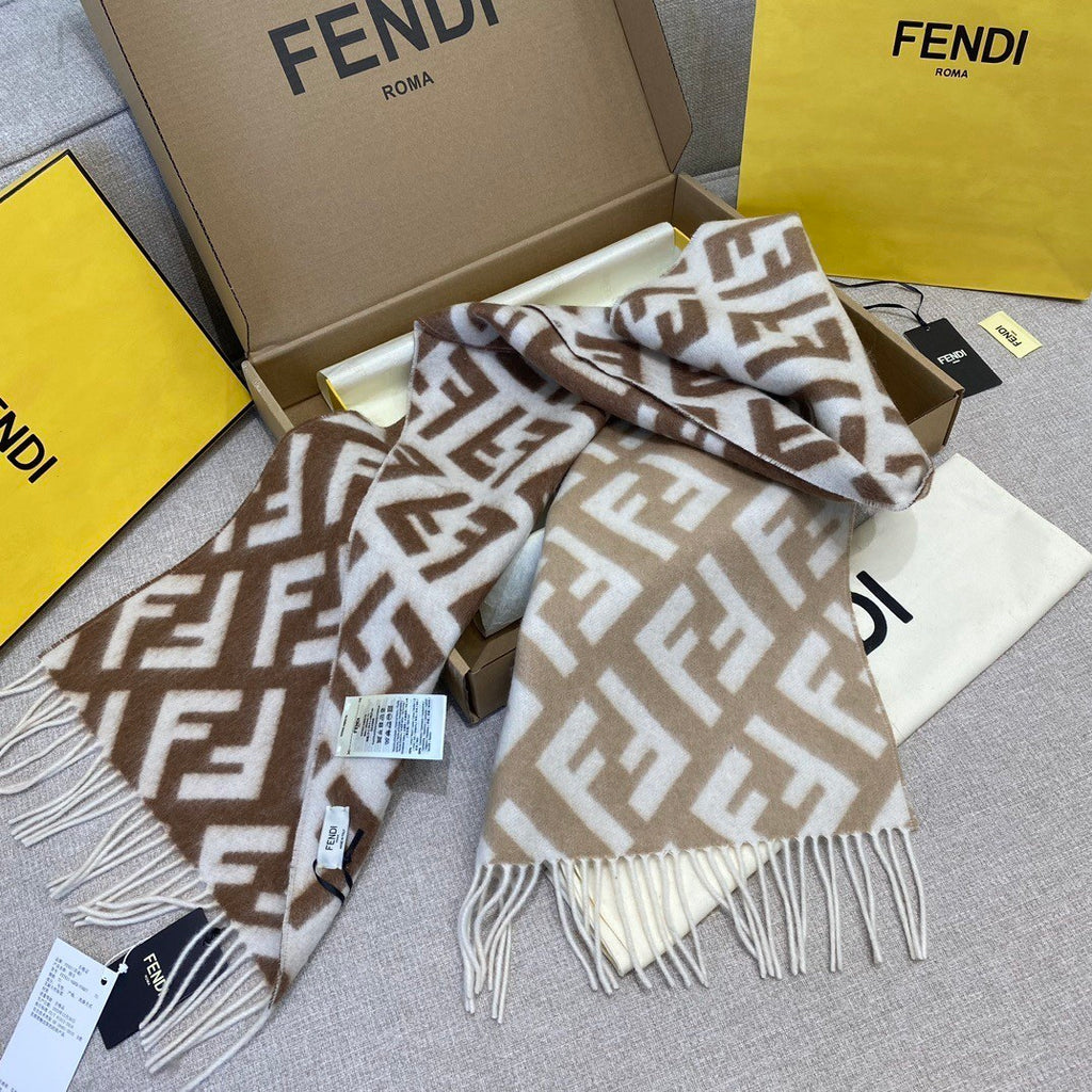 Fendi Gradient Scarf - 1245381542 - Photo 6