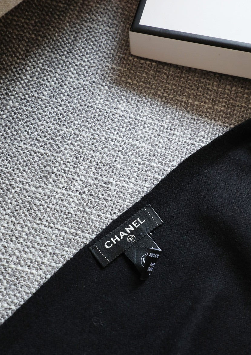 Chanel Logo Detail Knit Scarf - 950101253 - Photo 6