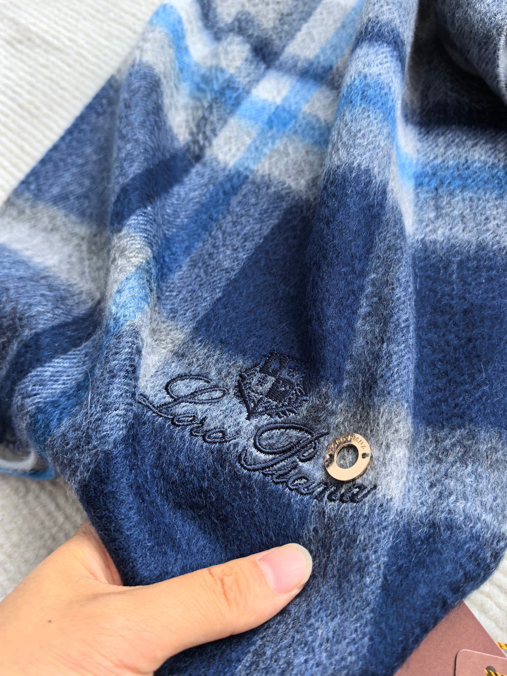 Loro Piana Scarf - 970502716 - Photo 6