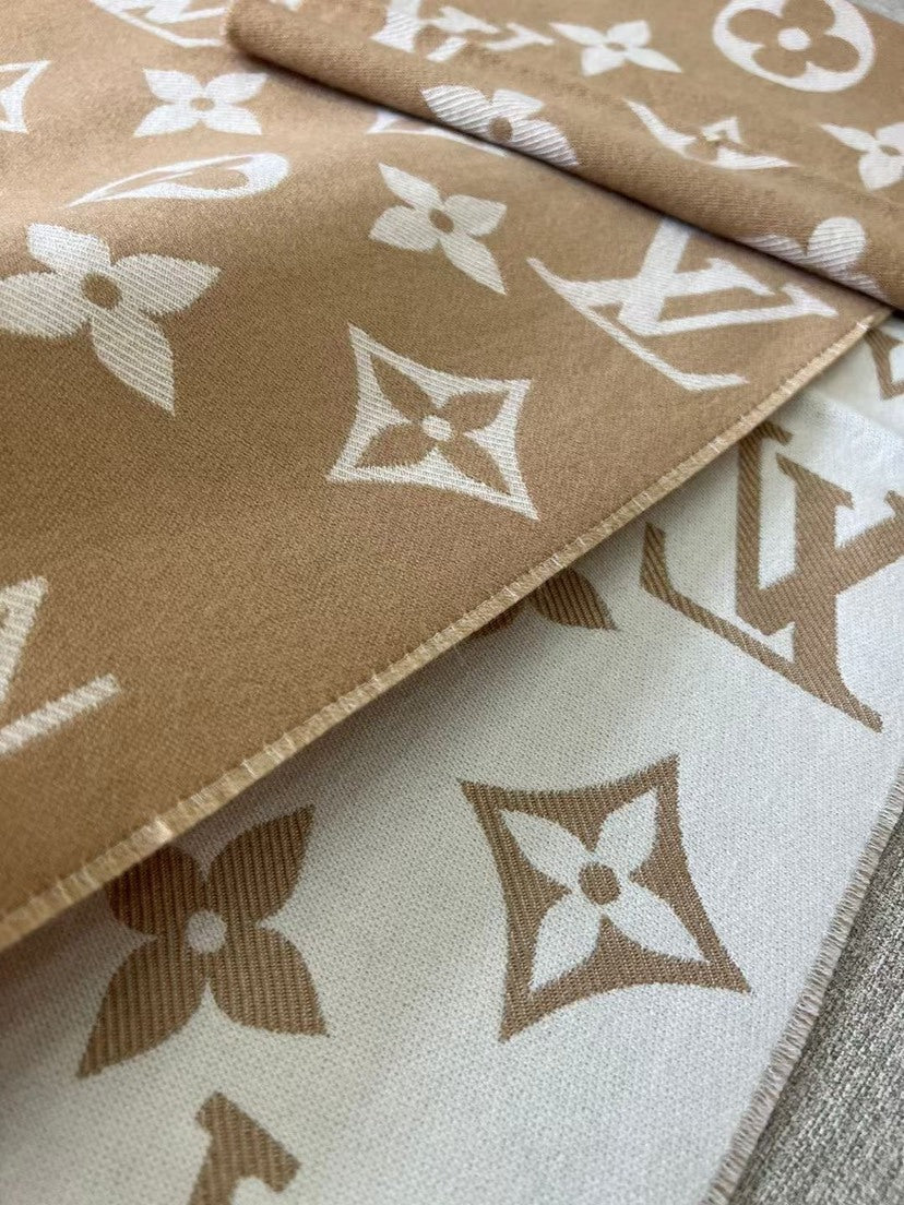 Louis Vuitton Logo Detail Scarf - 945445961 - Photo 6