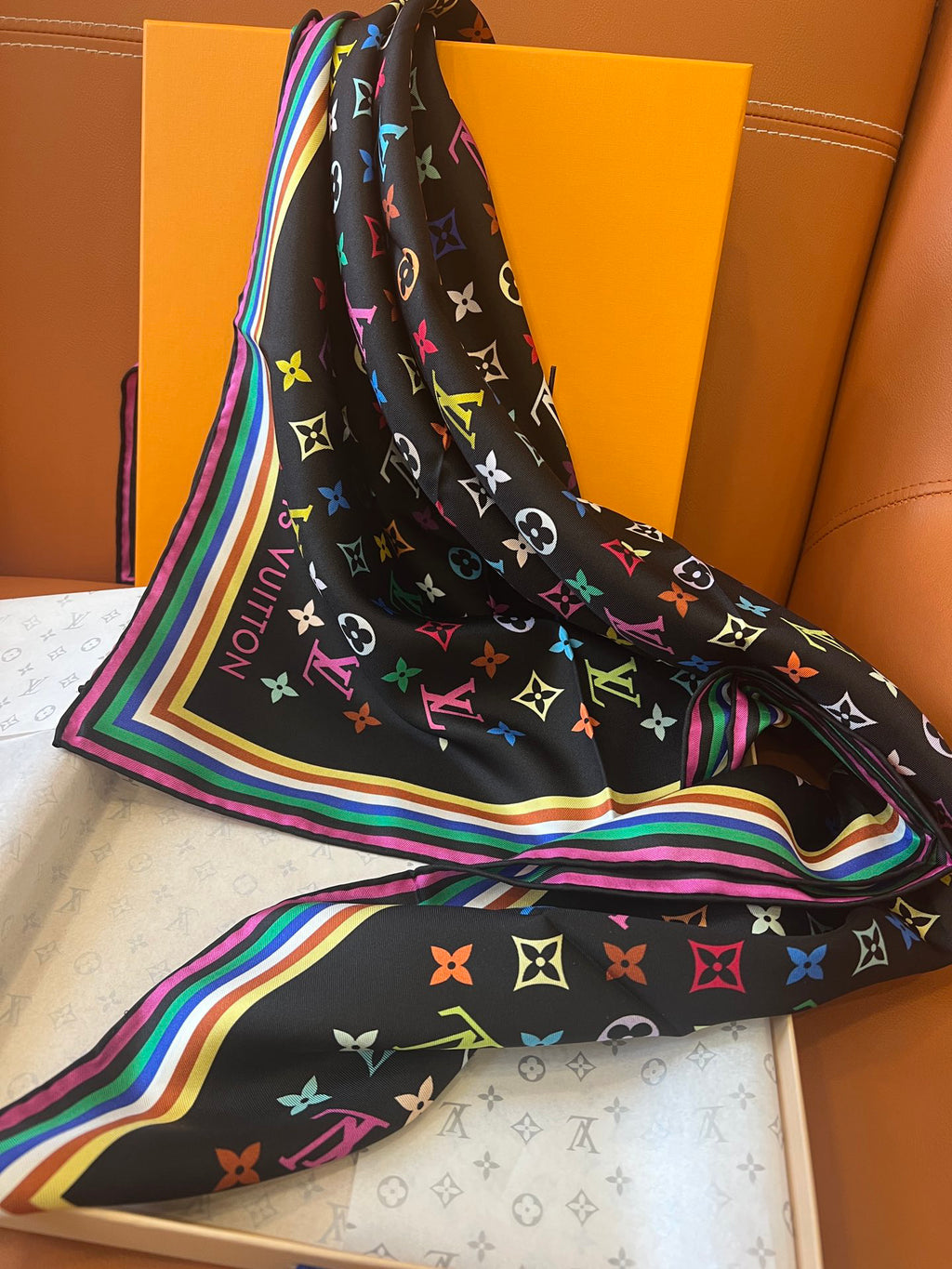 Louis Vuitton Colorblock Square Scarf - 1006087921 - Photo 6