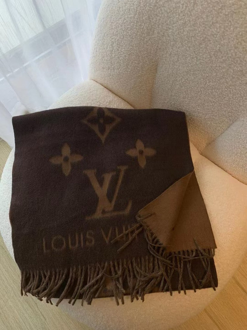 Louis Vuitton Scarf - 945247350 - Photo 6