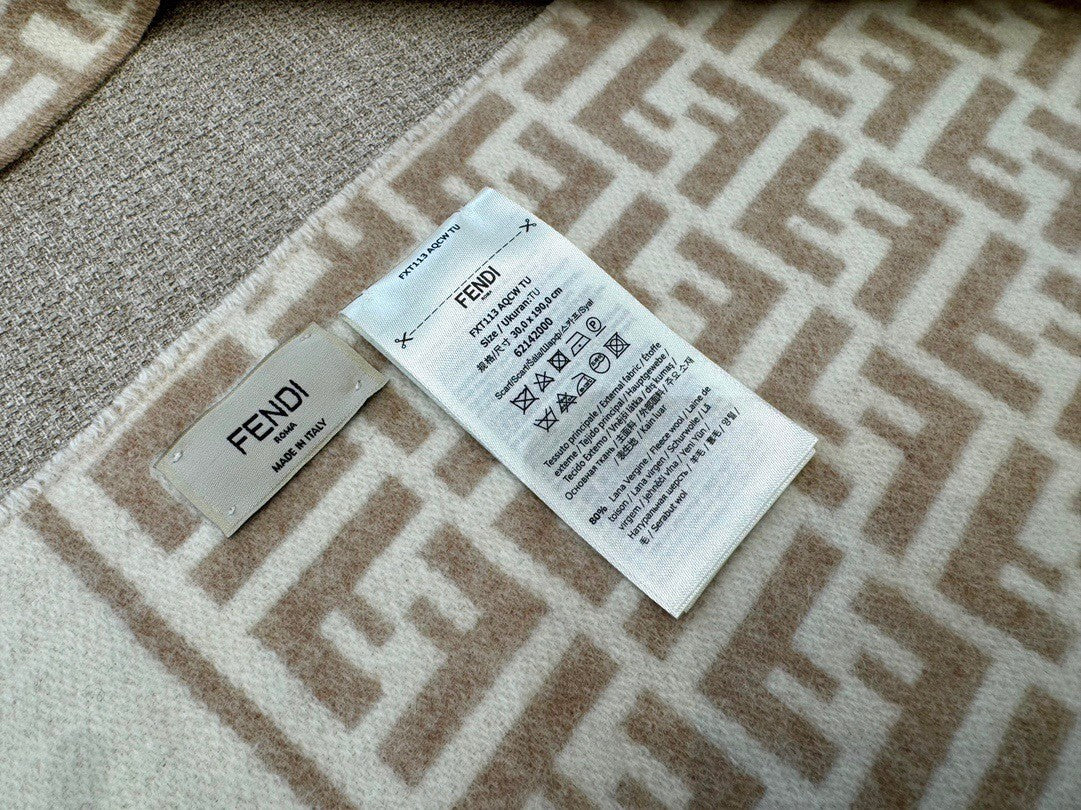 Fendi Logo Detail Scarf - 1245379835 - Photo 6