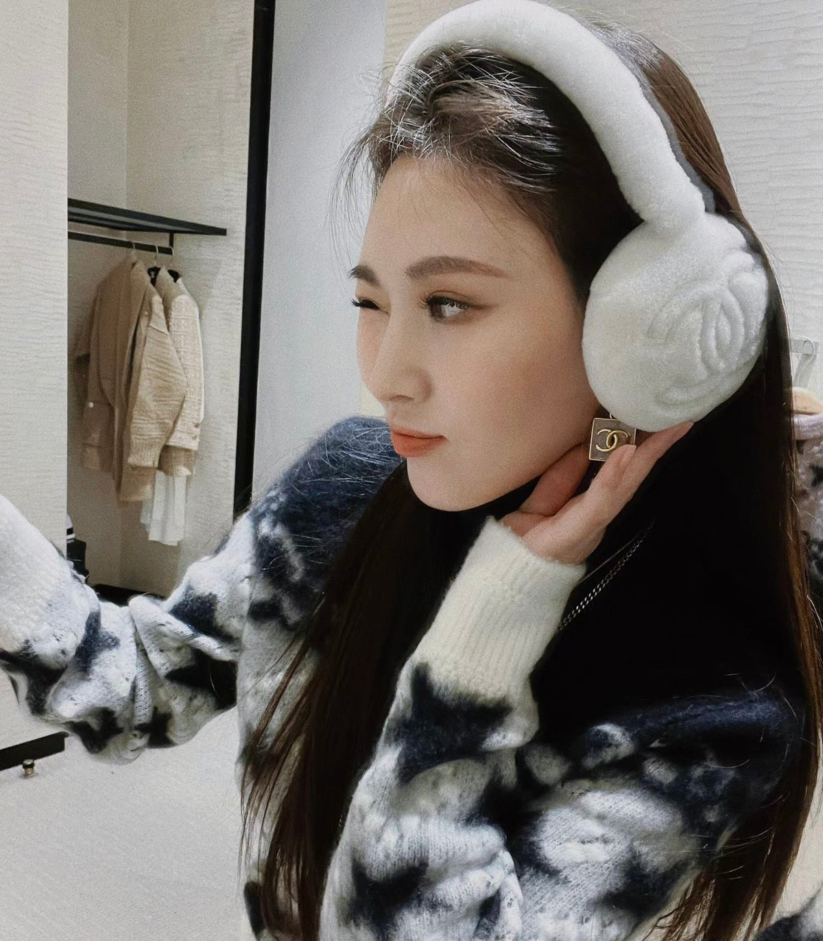 Chanel Embroidered Logo Detail Earmuffs - 1005772251 - Photo 7