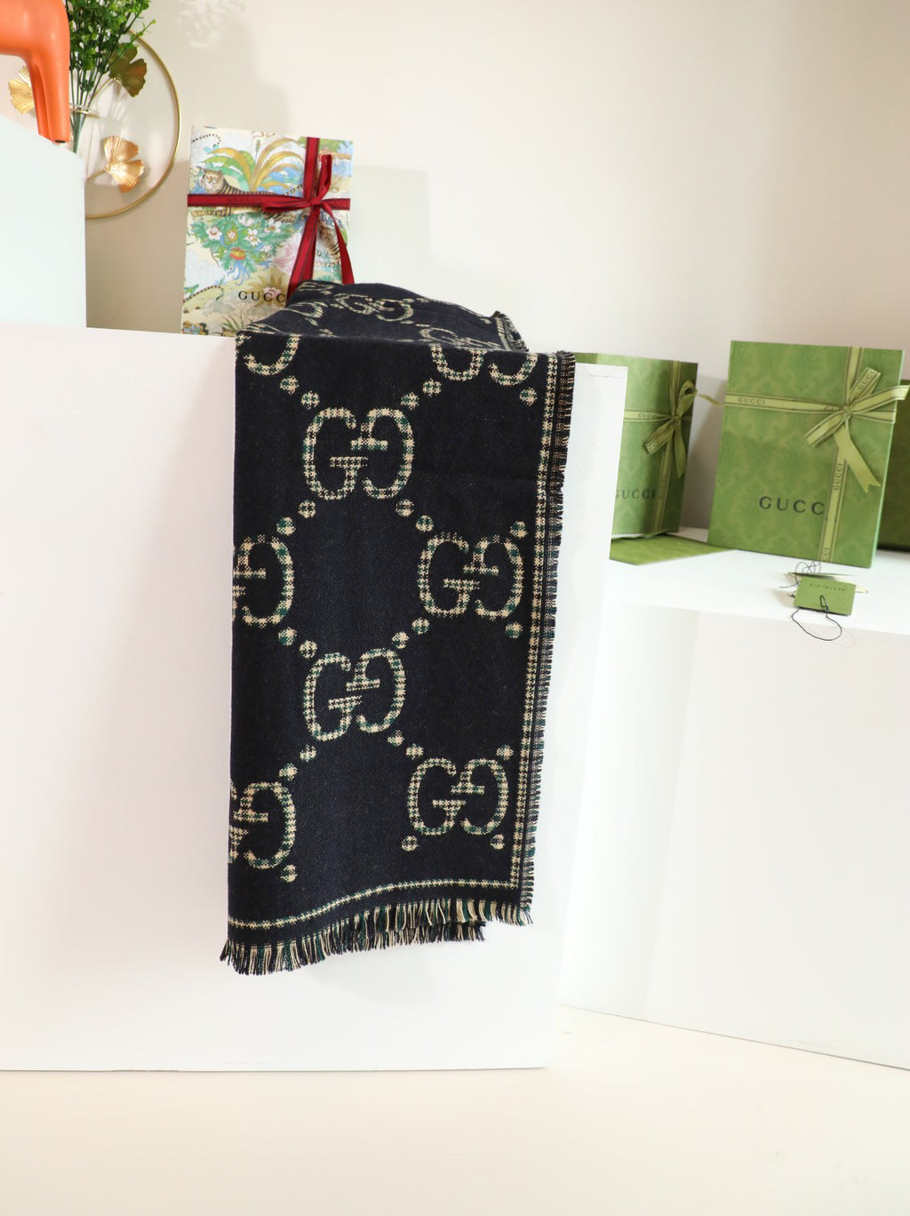 Gucci Scarf - 973239494 - Photo 7