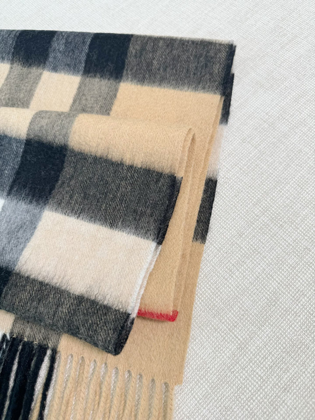Burberry Check Pattern Scarf - 970502611 - Photo 7