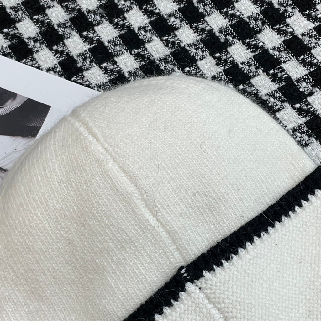 Chanel Knit Beanie - 975370152 - Photo 7