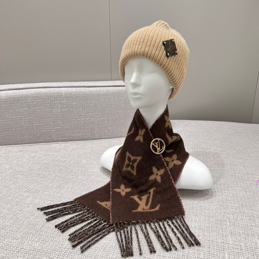Louis Vuitton Scarf - 947000653 - Photo 7