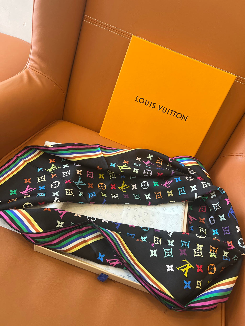 Louis Vuitton Colorblock Square Scarf - 1006087921 - Photo 7