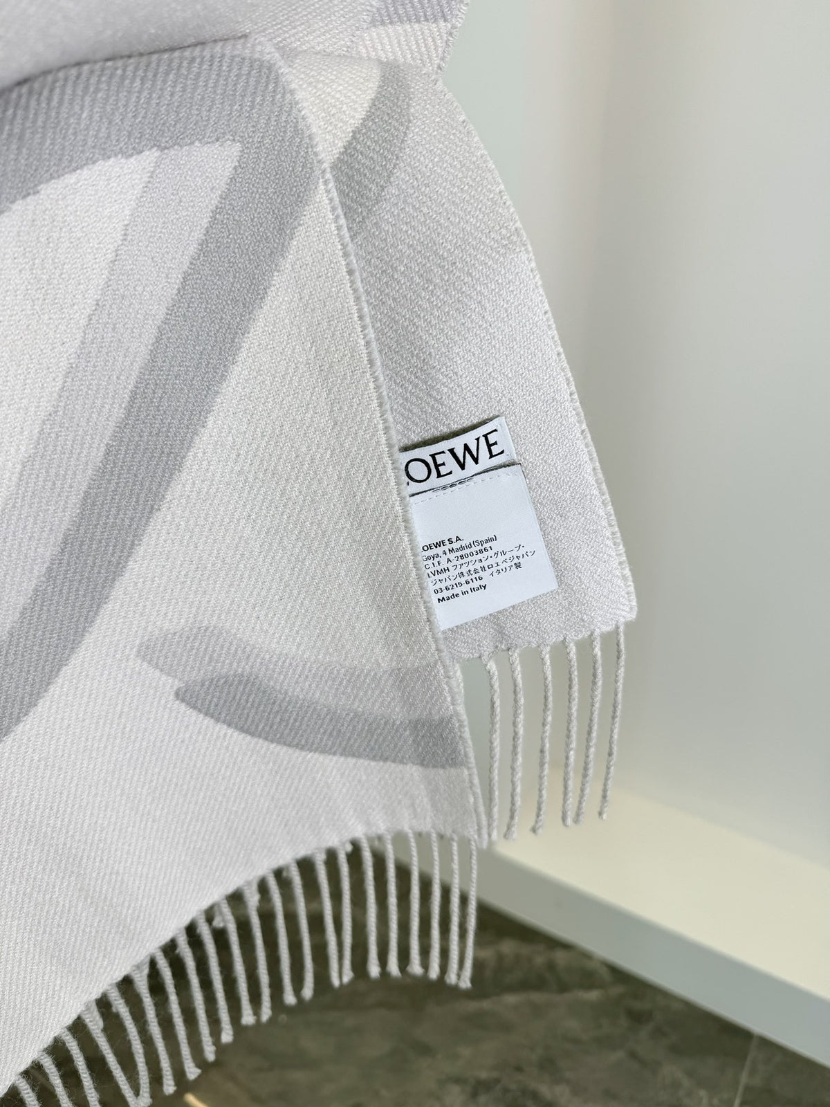 Loewe Jacquard Logo Detail Scarf - 973237745 - Photo 7