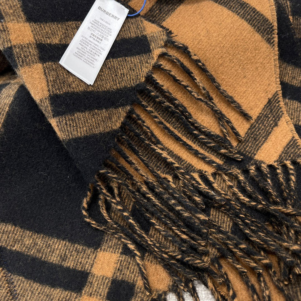Burberry Check Pattern Scarf - 980019731 - Photo 7