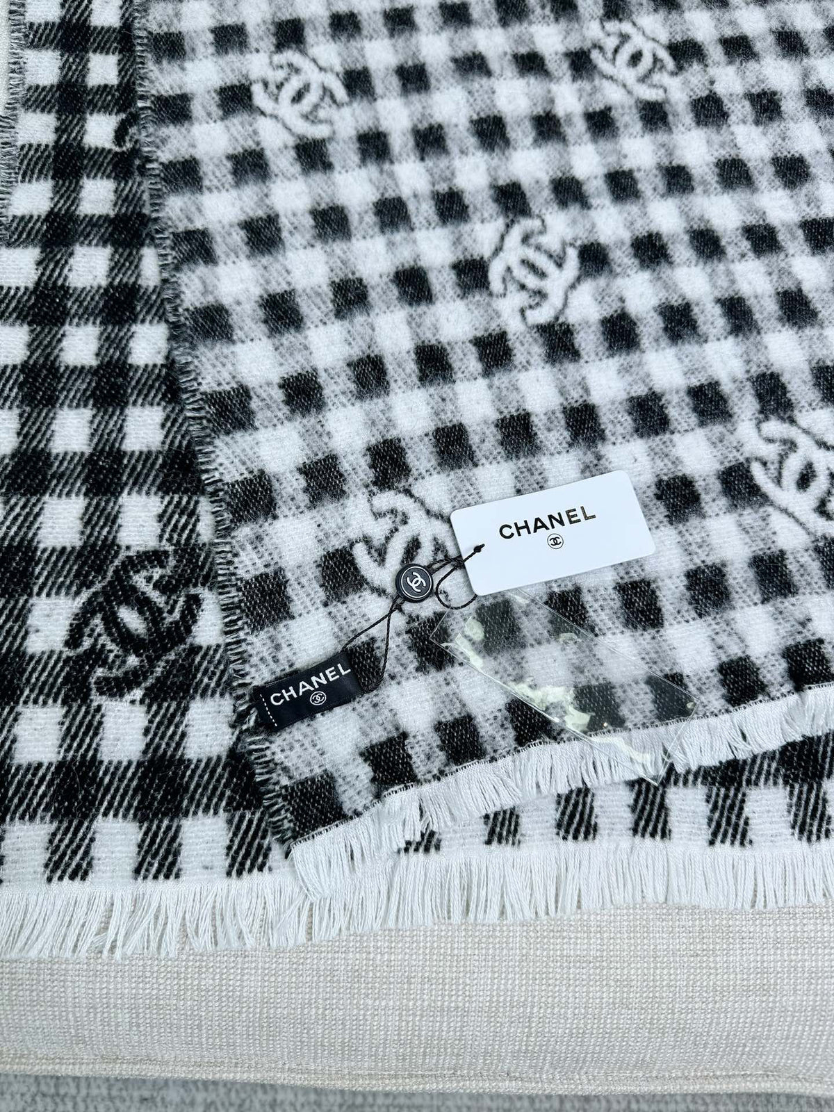 Chanel Check Pattern Logo Detail Scarf - 973234743 - Photo 7