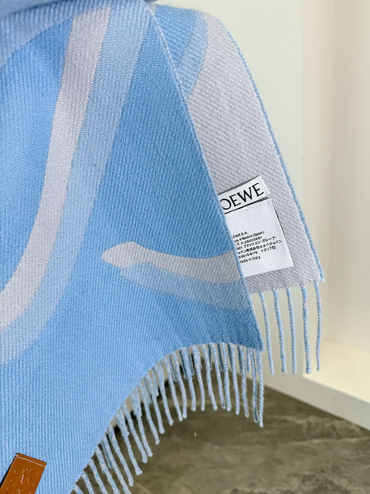 Loewe Jacquard Logo Detail Scarf - 973237699 - Photo 7