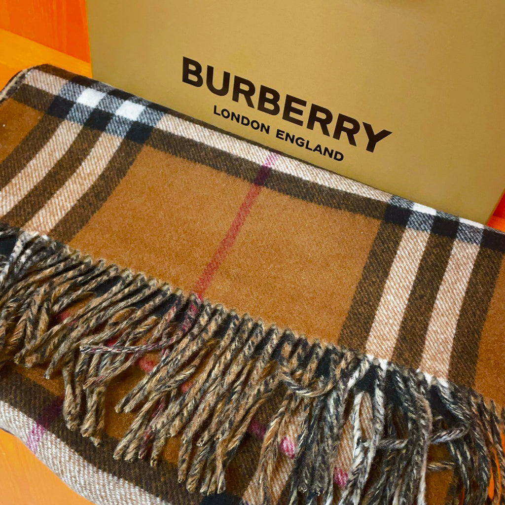 Burberry Check Pattern Jacquard Scarf - 974834255 - Photo 7