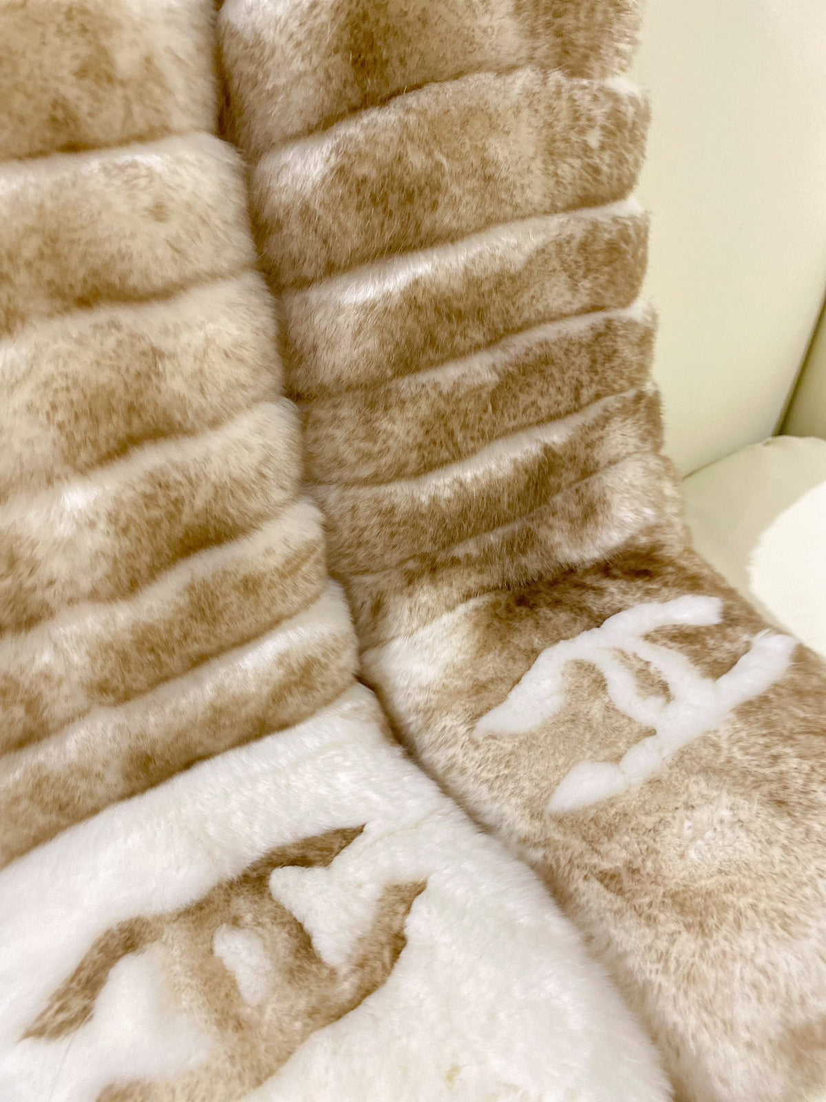 Chanel Gradient Logo Detail Scarf - 962272143 - Photo 7