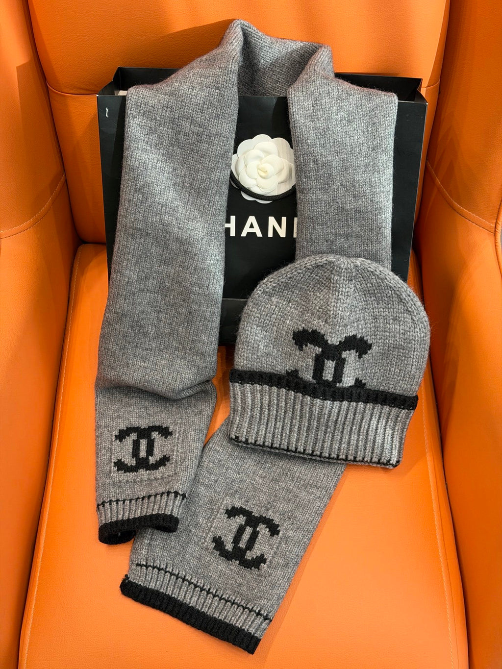 Chanel Jacquard Colorblock Accessory Set - 1245544525 - Photo 7
