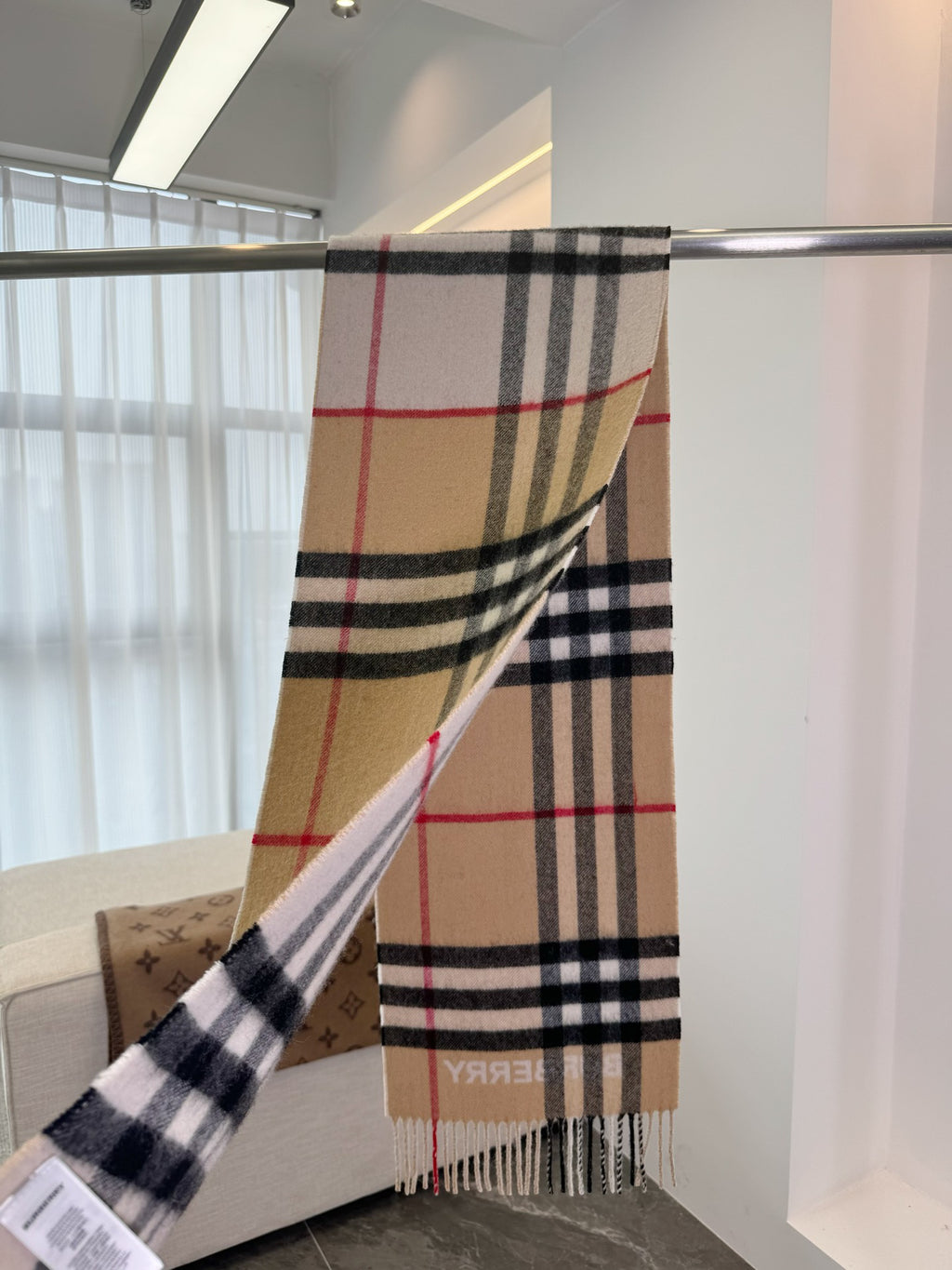 Burberry Check Pattern Colorblock Scarf - 973644965 - Photo 7