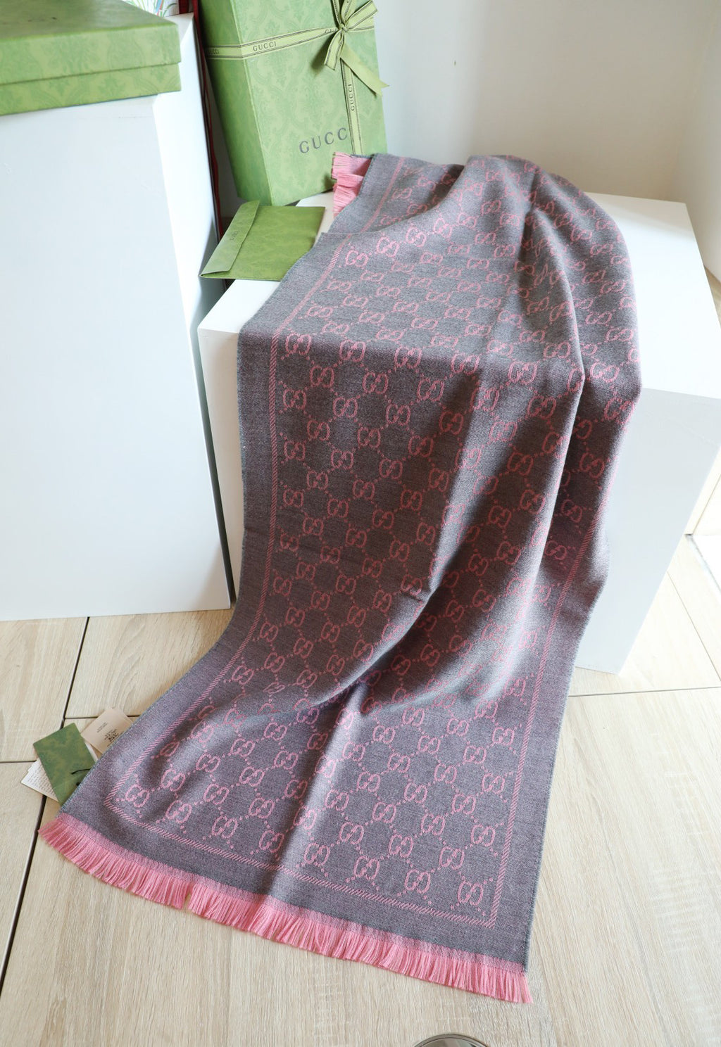 Gucci Colorblock Scarf - 968684211 - Photo 8