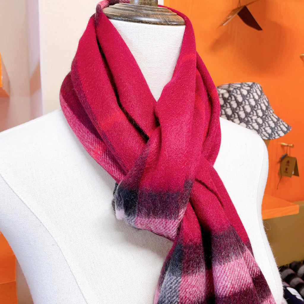 Burberry Check Pattern Scarf - 975223125 - Photo 8