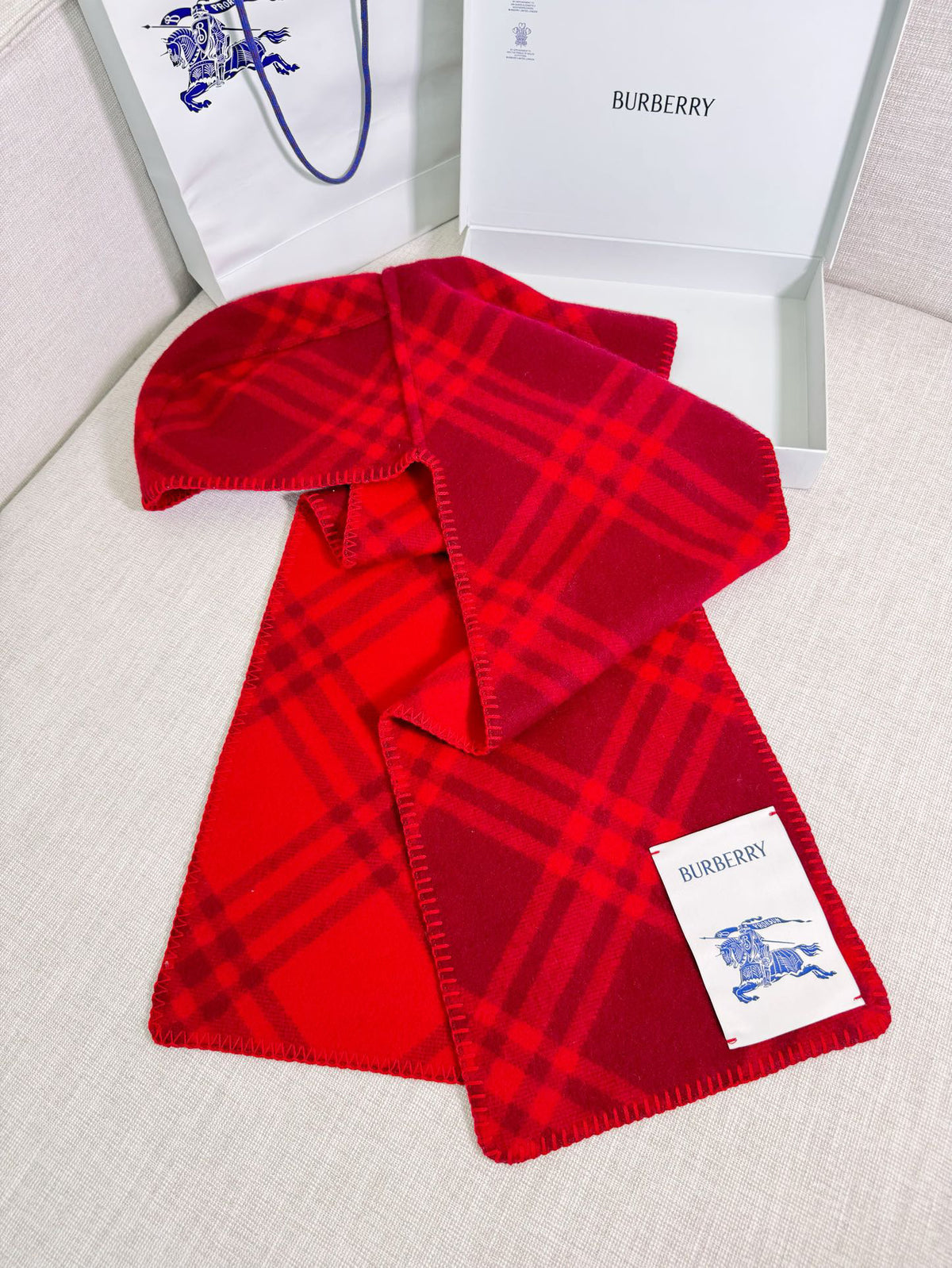 Burberry Hooded Scarf - 973234232 - Photo 8