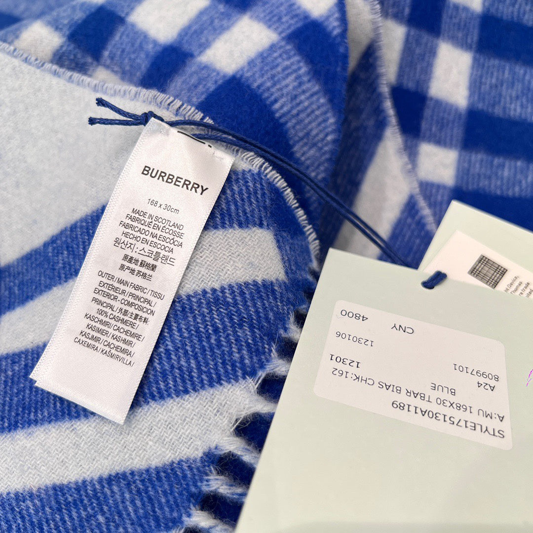 Burberry Check Pattern Scarf - 980019680 - Photo 8
