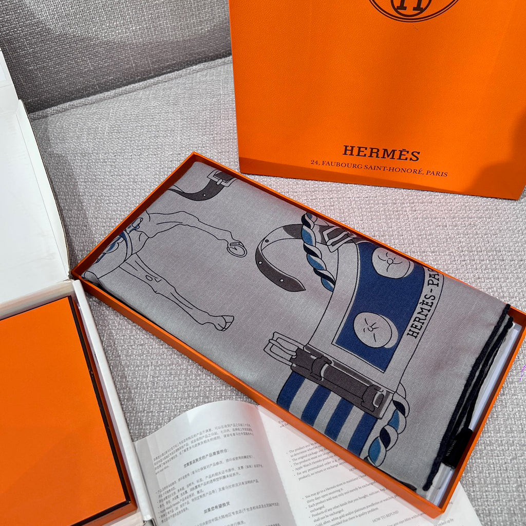 Hermes Square Scarf - 1013462234 - Photo 8