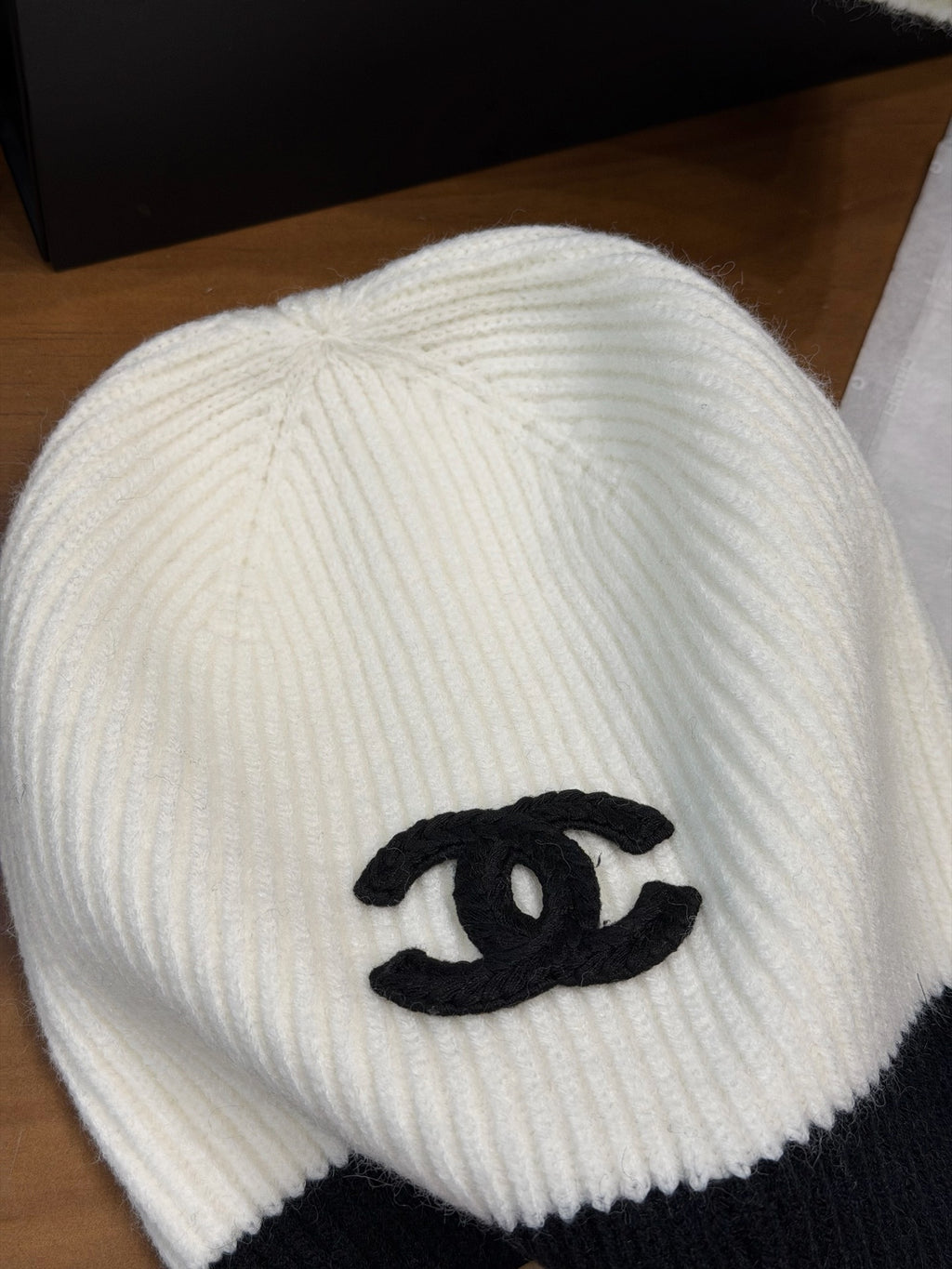 Chanel Colorblock Knit Beanie - 1245543836 - Photo 8