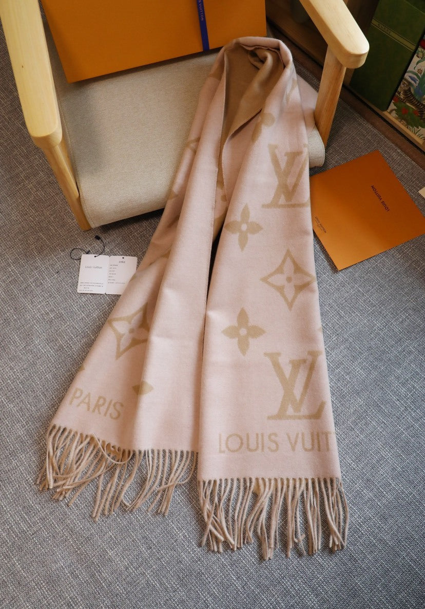 Louis Vuitton Scarf - 944942822 - Photo 8