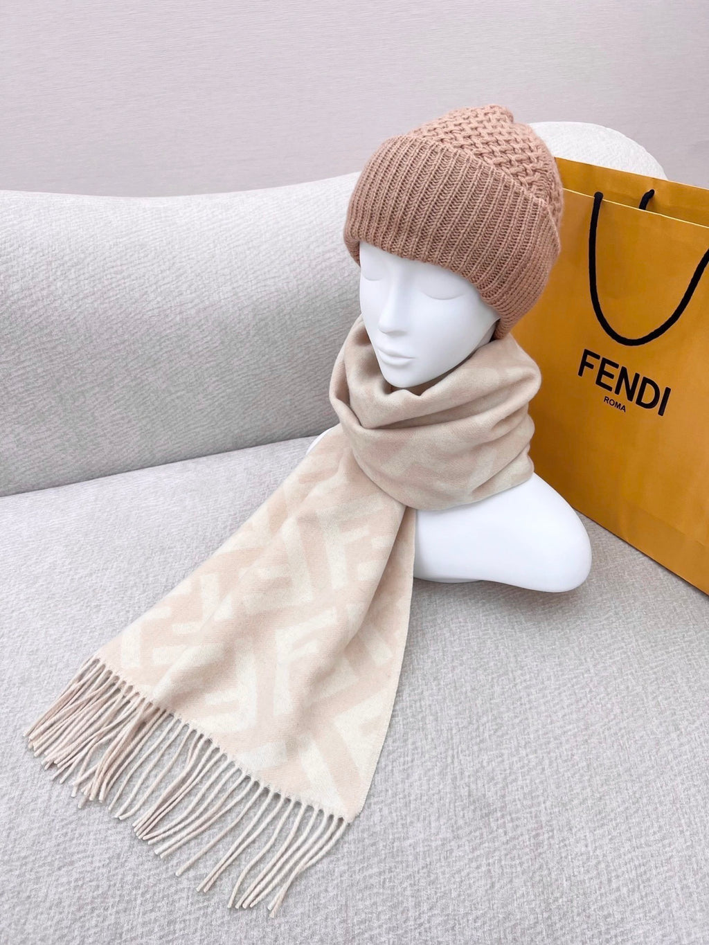 Fendi Logo Detail Scarf - 1245373238 - Photo 8