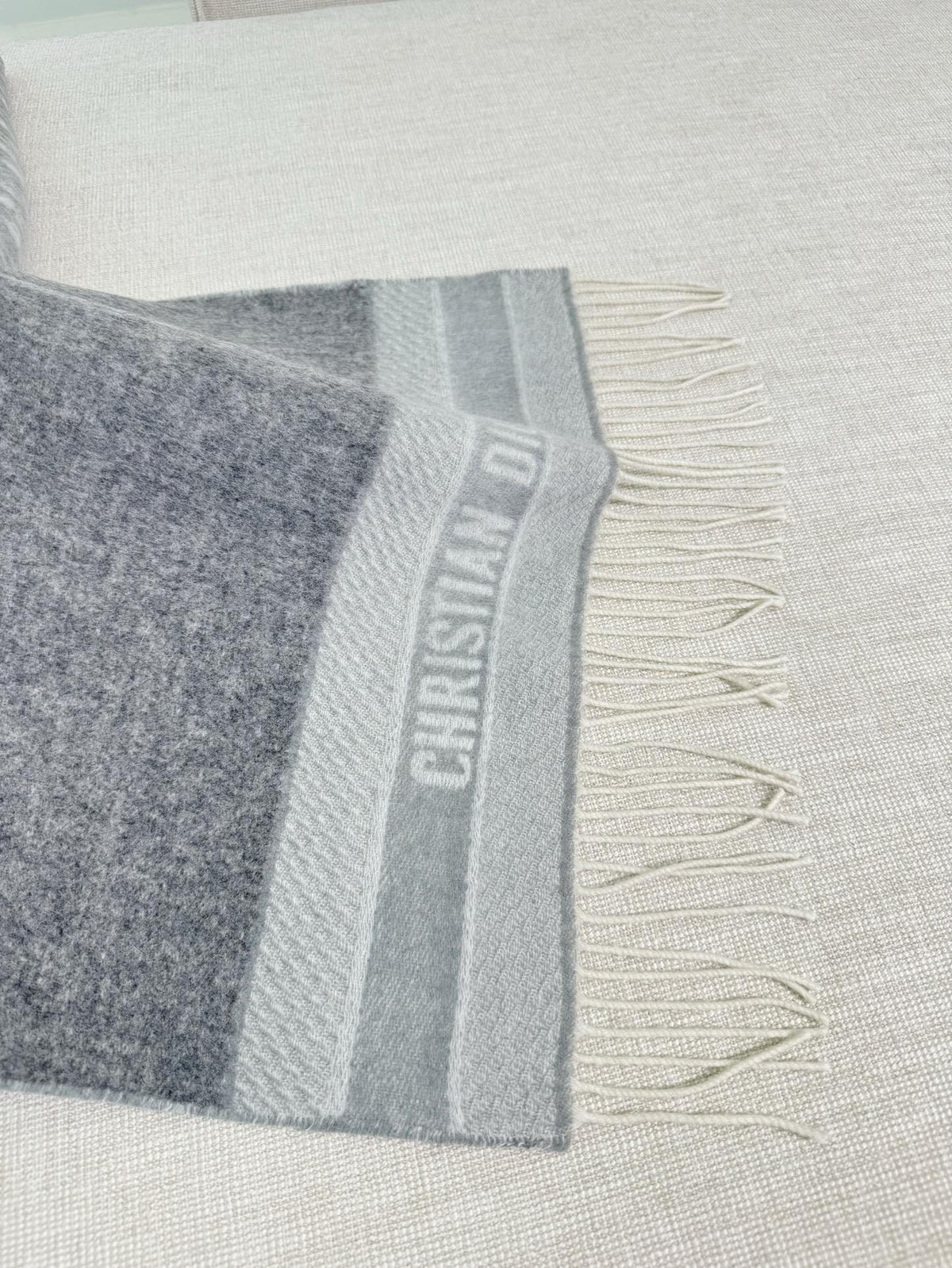 Dior Jacquard Logo Detail Scarf - 973646348 - Photo 8