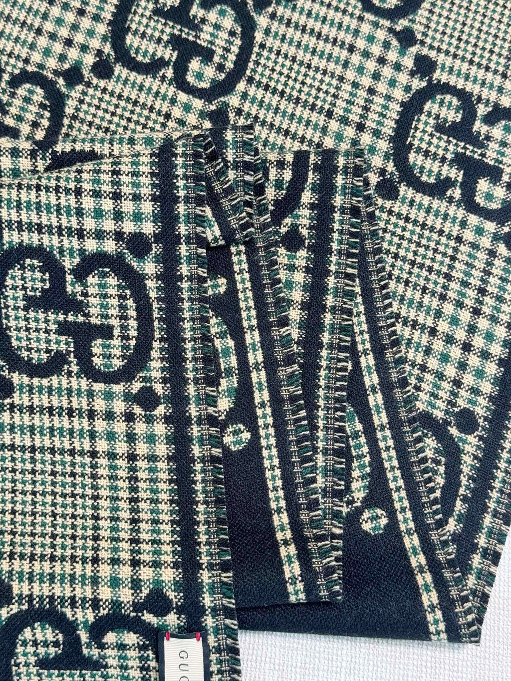 Gucci Check Pattern Jacquard Scarf - 973234482 - Photo 8