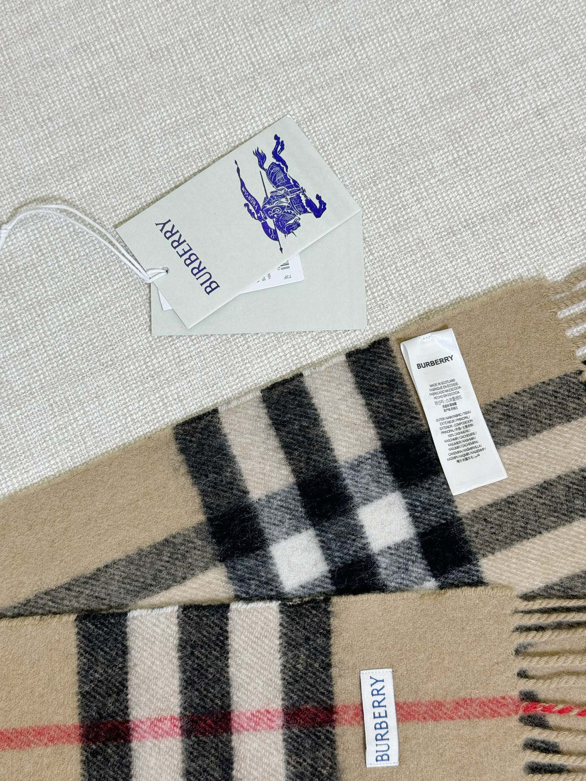 Burberry Check Pattern Printed Scarf - 973645619 - Photo 8