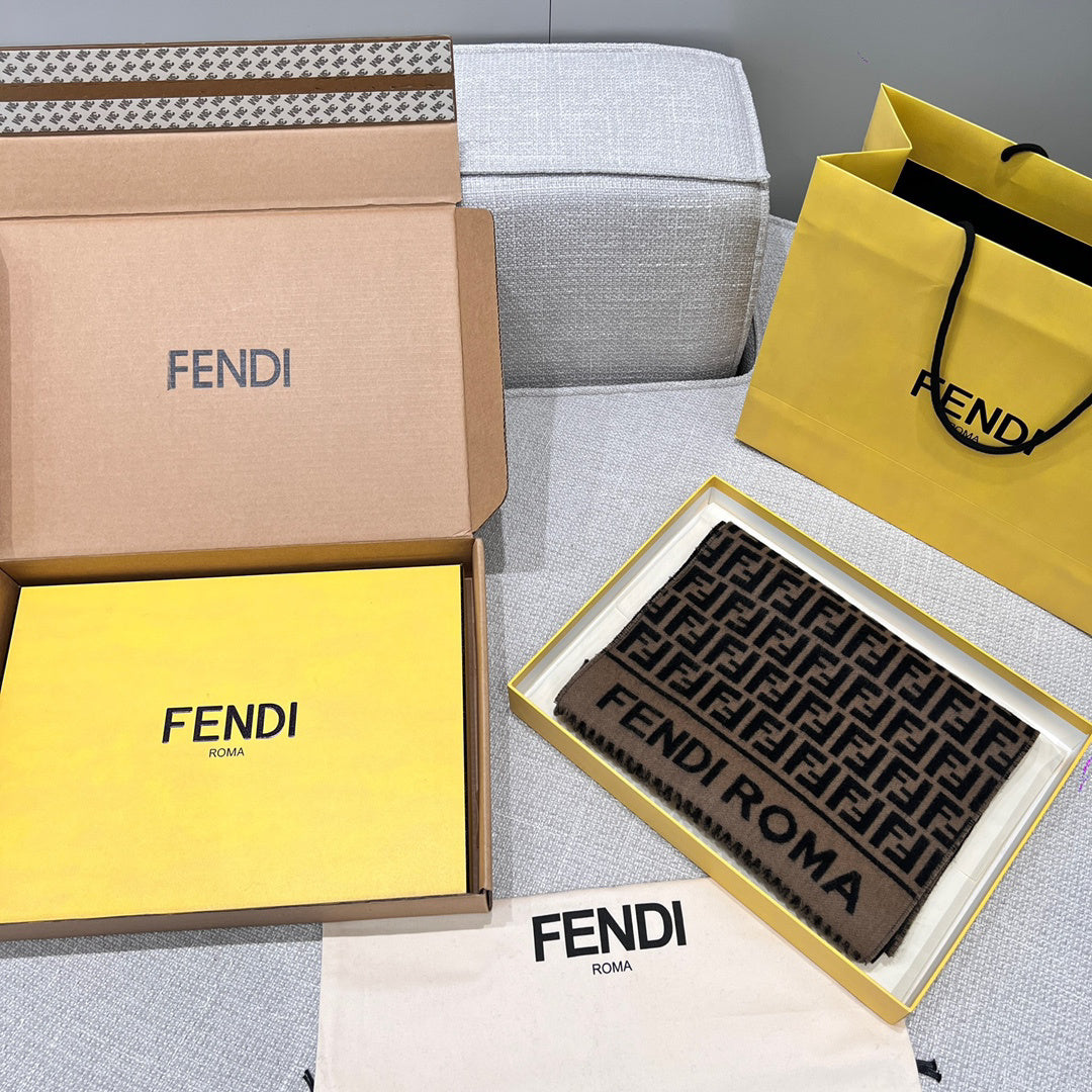 Fendi Jacquard Logo Detail Scarf - 984596780 - Photo 8