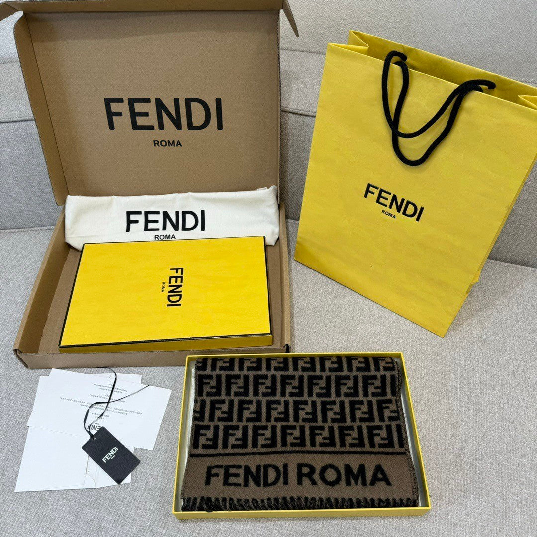 Fendi Logo Detail Scarf - 1245380148 - Photo 8