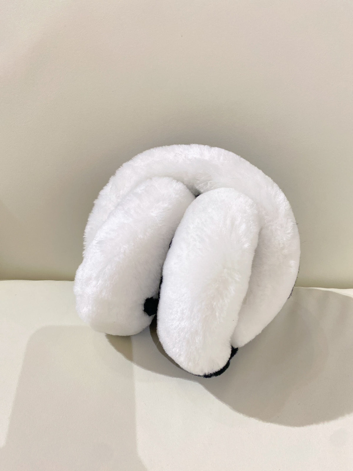 Chanel Colorblock Logo Detail Earmuffs - 1005772262 - Photo 8
