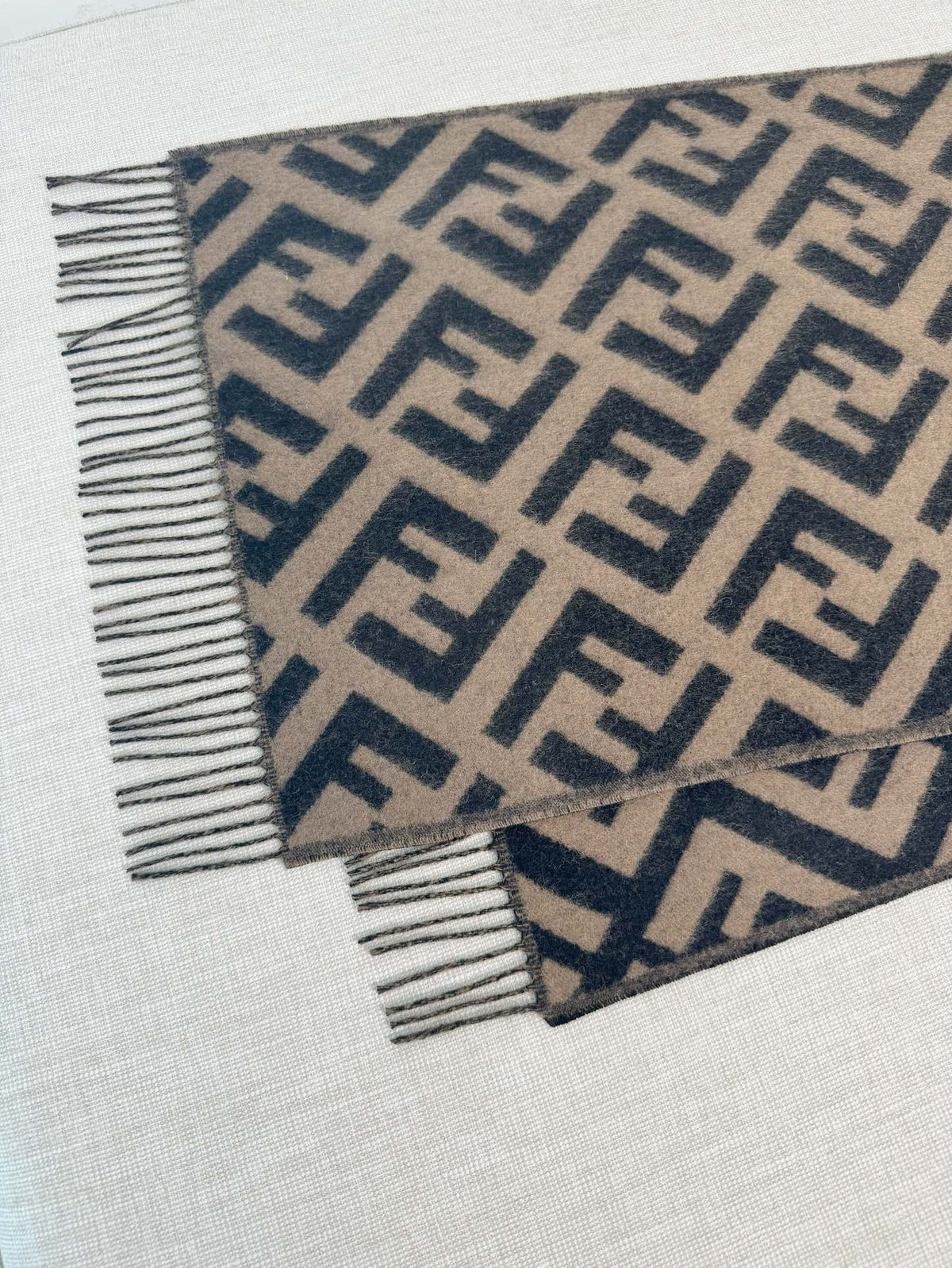 Fendi Jacquard Logo Detail Scarf - 973645456 - Photo 8