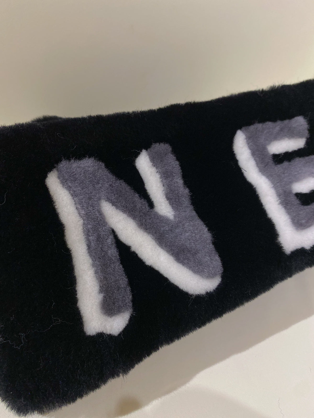 Chanel Gradient Logo Detail Scarf - 962272425 - Photo 8